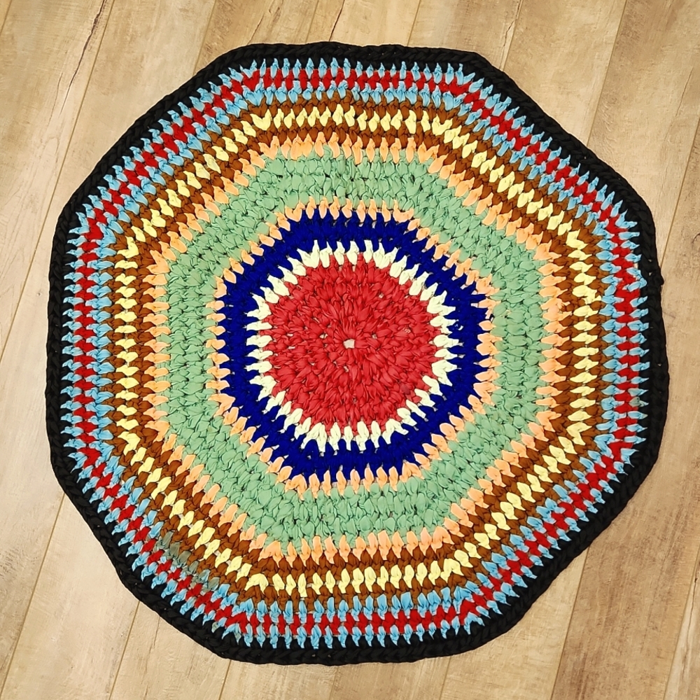 Cottagecore Handmade octogone Rug - Picture 1 of 3